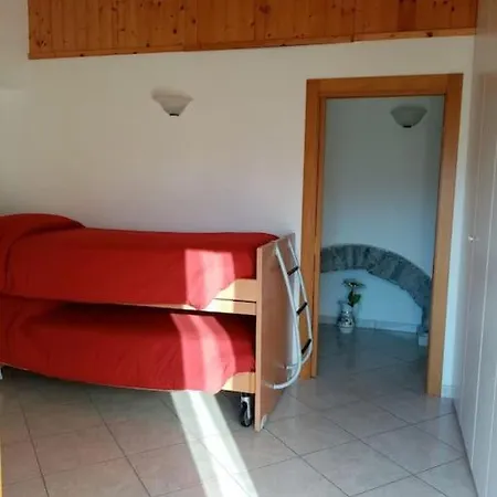 Semesterbostad Casa Del Sole Casasco Intelvi